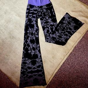 Victoria keen / V keen yoga pant small